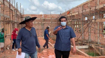 Kemas Al Farabi Sidak Pembangunan Gedung SMA Negeri 12